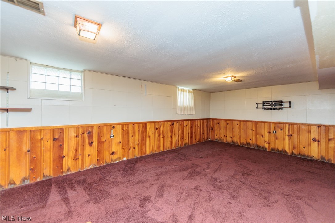 15711 Fenemore Road East Cleveland OH 44112