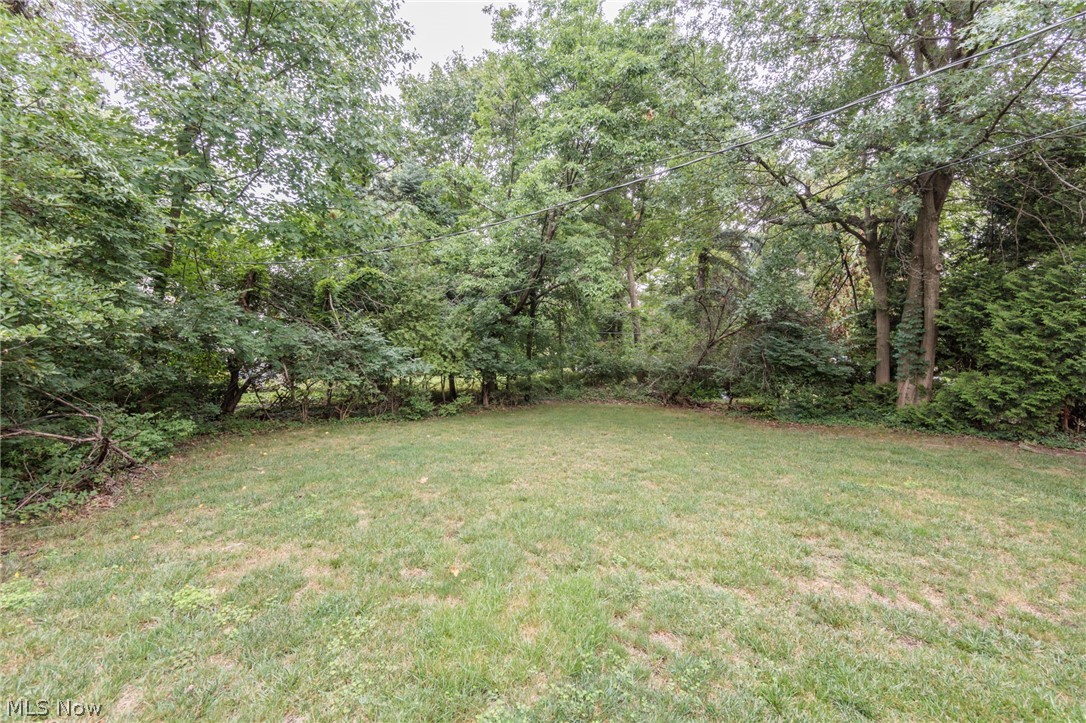 15711 Fenemore Road East Cleveland OH 44112