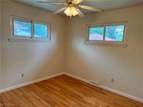 31505 Douglas Drive Willowick OH 44095