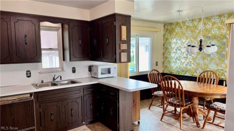 31505 Douglas Drive Willowick OH 44095