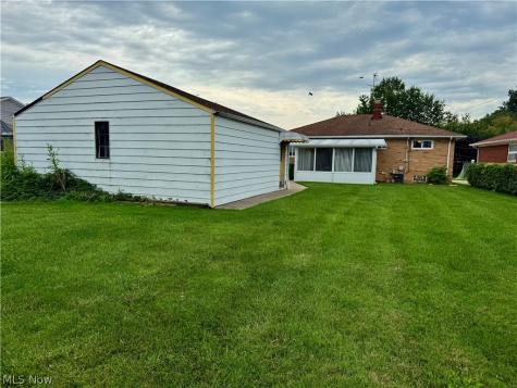 31505 Douglas Drive Willowick OH 44095