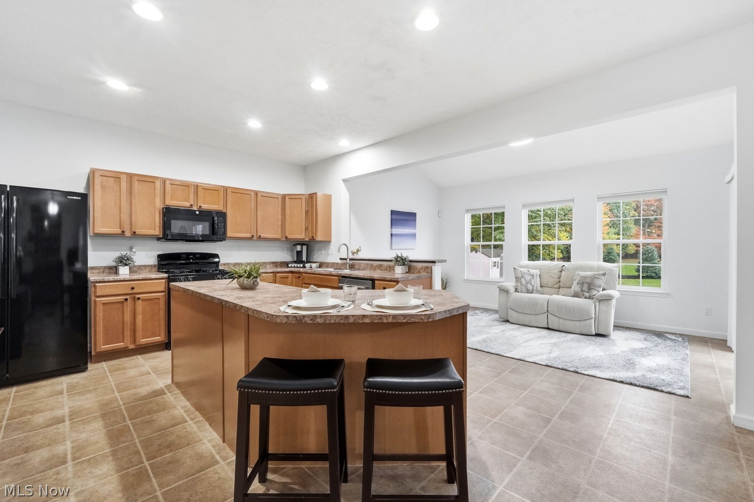 6440 Ruth Drive Seven Hills OH 44131