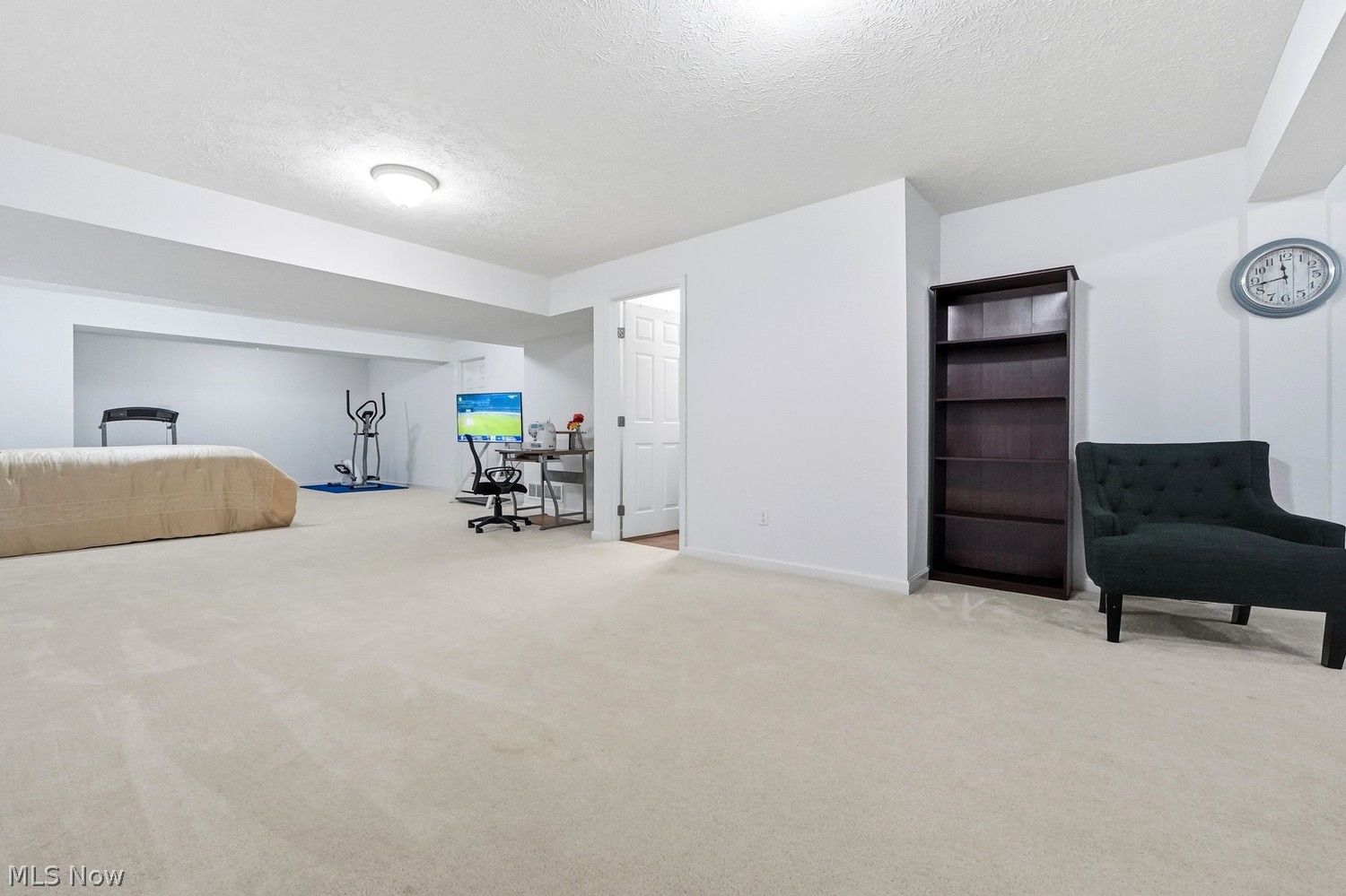 6440 Ruth Drive Seven Hills OH 44131