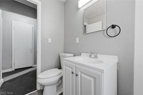 4469 E 154th Street Cleveland OH 44128