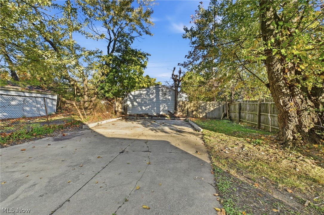 4469 E 154th Street Cleveland OH 44128
