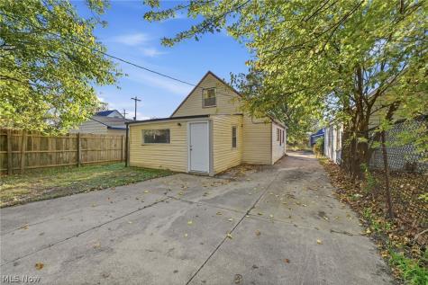 4469 E 154th Street Cleveland OH 44128