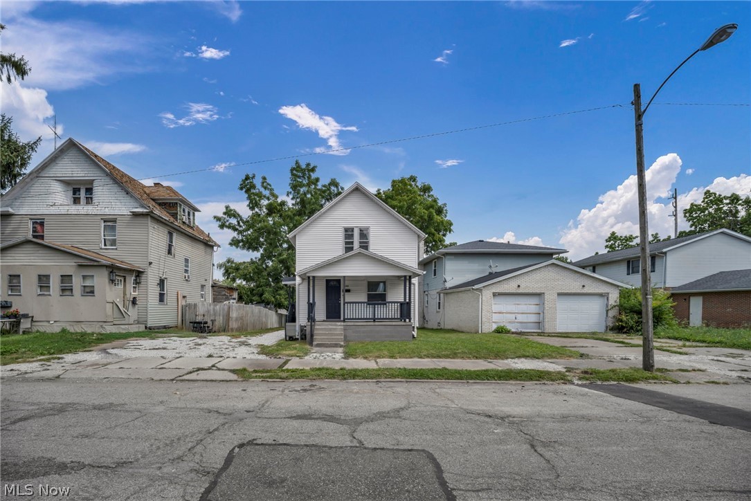1334 S Seneca Avenue Alliance OH 44601