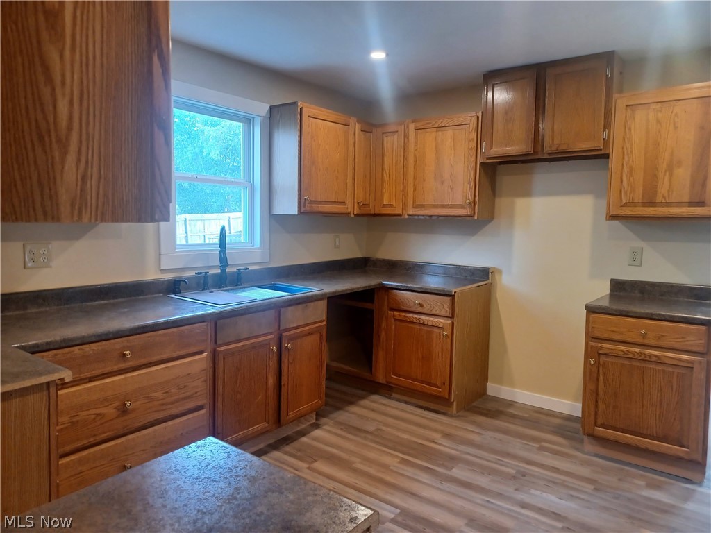148 Elm Street Struthers OH 44471
