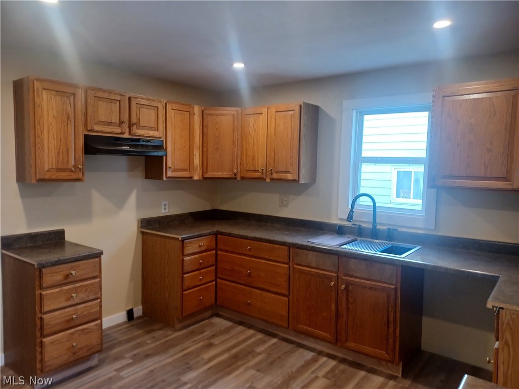 148 Elm Street Struthers OH 44471
