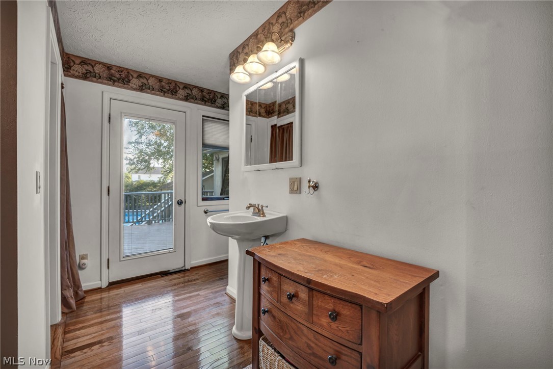 4102 Manchester Road Perry OH 44081