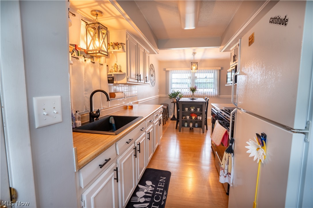 620 Dresden Drive Hubbard OH 44425