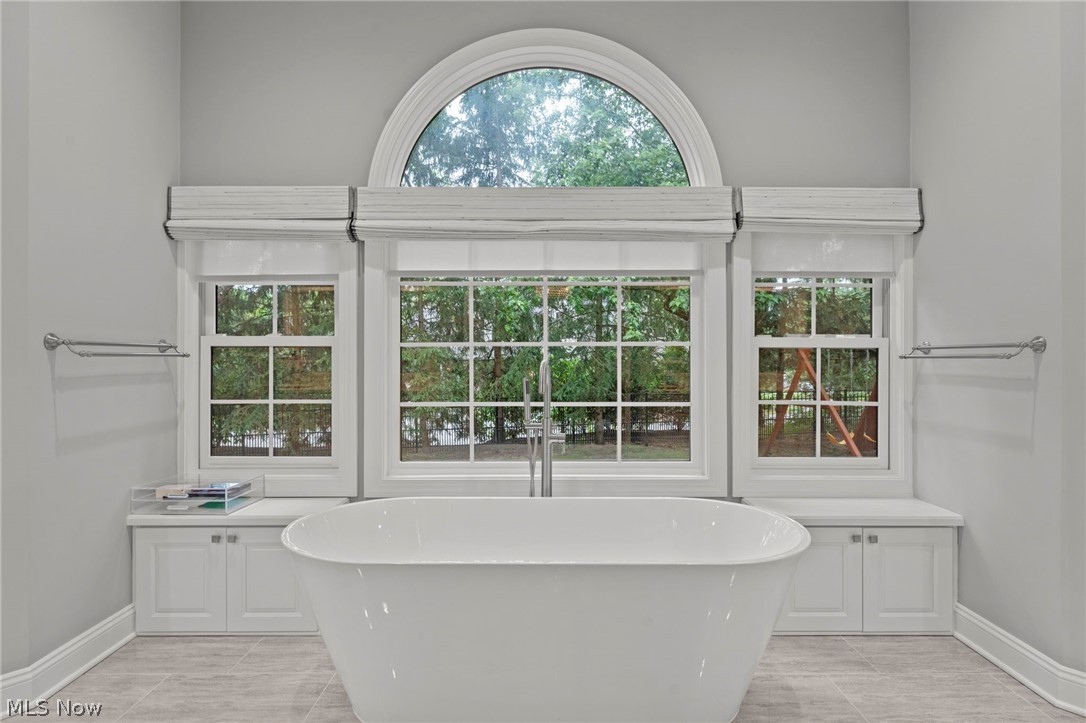 3474 Som Center Road Pepper Pike OH 44124