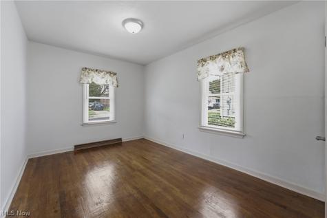 782 Saxon Avenue Akron OH 44314