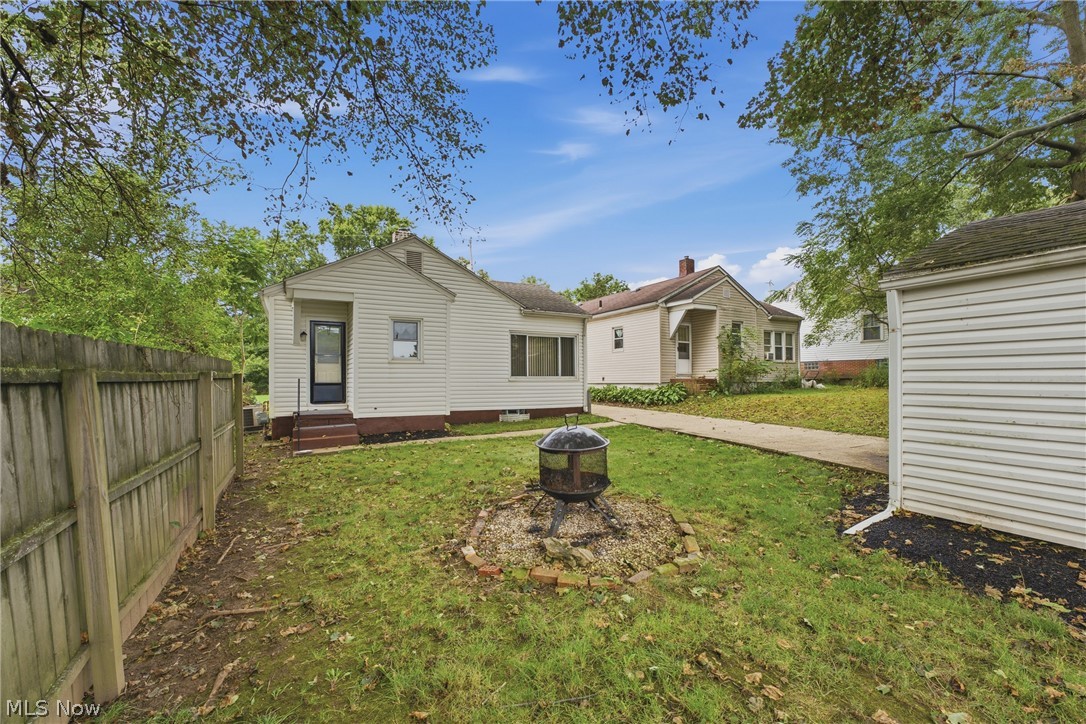 782 Saxon Avenue Akron OH 44314