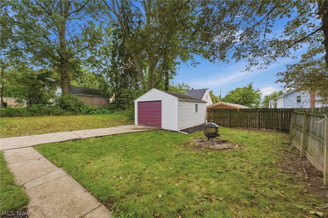 782 Saxon Avenue Akron OH 44314