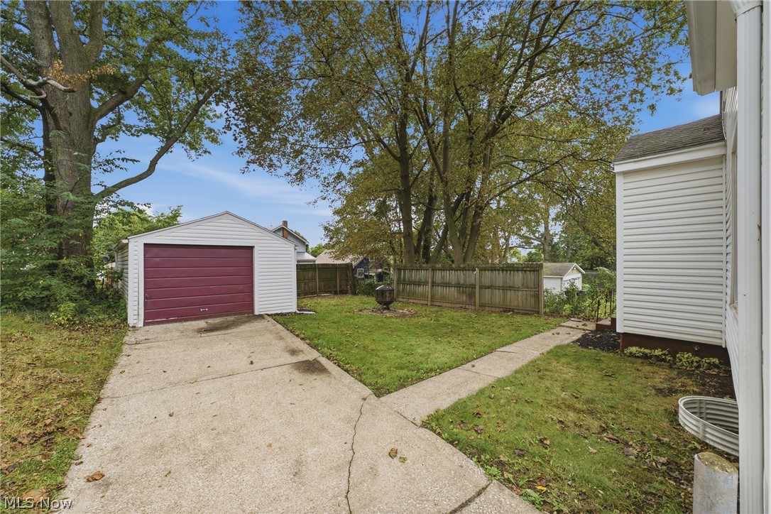 782 Saxon Avenue Akron OH 44314