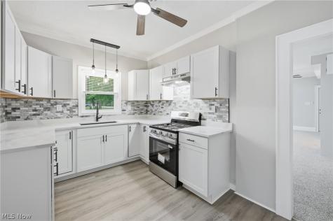 355 N 12th Street Sebring OH 44672