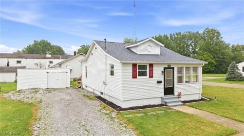 355 N 12th Street Sebring OH 44672
