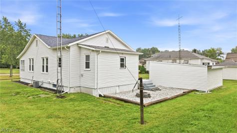 355 N 12th Street Sebring OH 44672