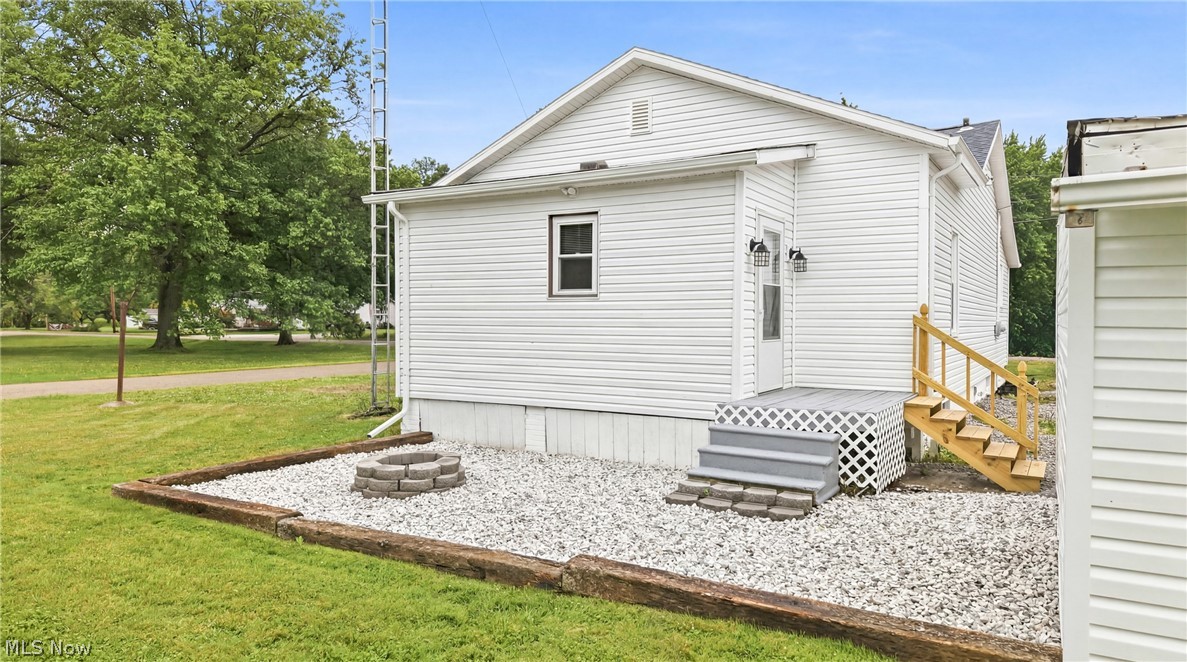 355 N 12th Street Sebring OH 44672