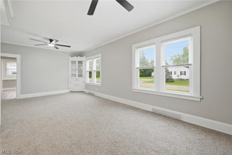 355 N 12th Street Sebring OH 44672