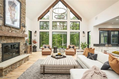 4351 Fawn Trail Richfield OH 44286