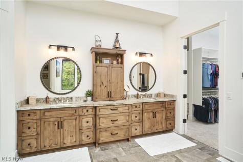 4351 Fawn Trail Richfield OH 44286