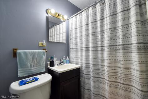902 Quentin Road Eastlake OH 44095