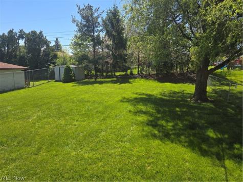 3327 Nottingham Drive Parma OH 44134