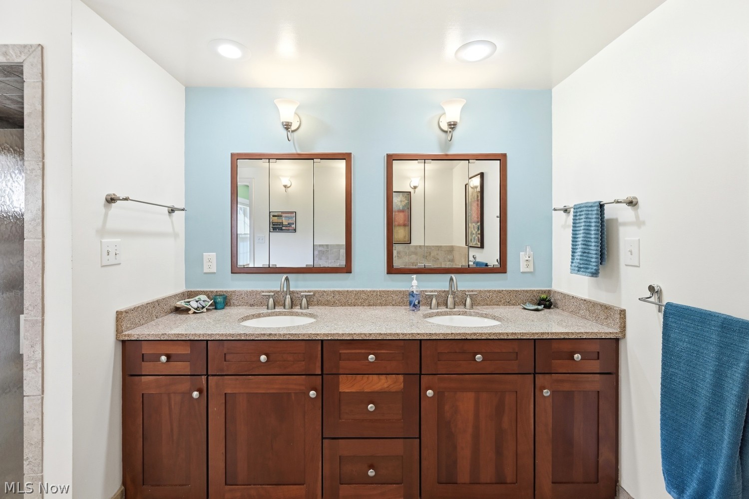 2692 Rocklyn Road Shaker Heights OH 44122