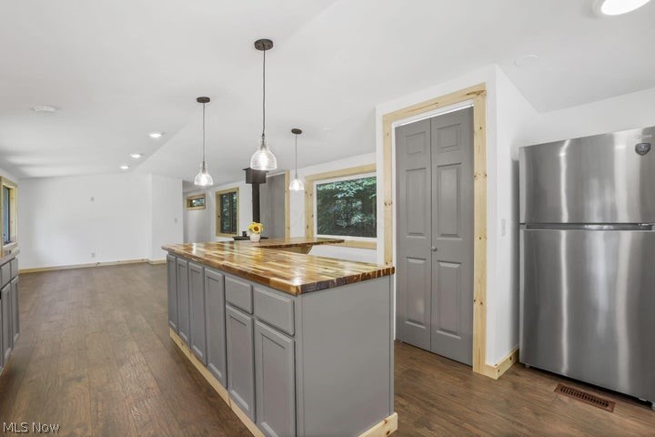 19431 State Route 328 Logan OH 45654