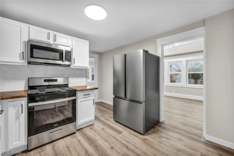 3147 Whitethorn Road Cleveland Heights OH 44118