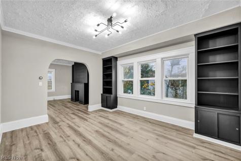 3147 Whitethorn Road Cleveland Heights OH 44118