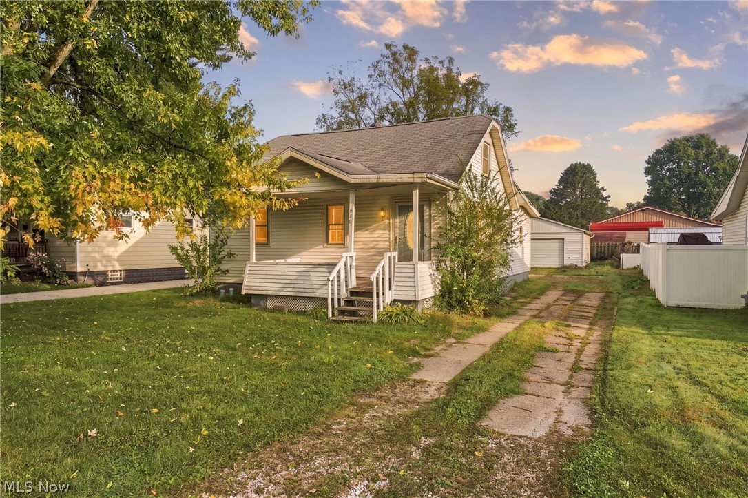 218 Jacob Street NE Navarre OH 44662