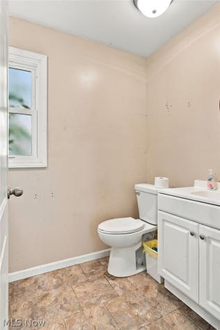218 Jacob Street NE Navarre OH 44662