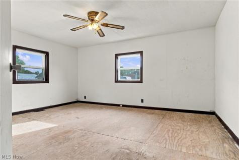 218 Jacob Street NE Navarre OH 44662