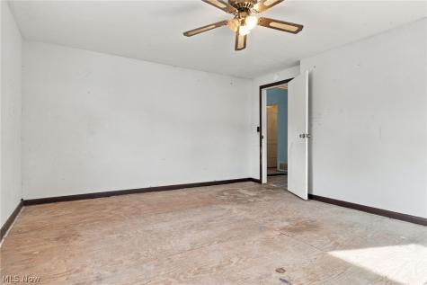 218 Jacob Street NE Navarre OH 44662
