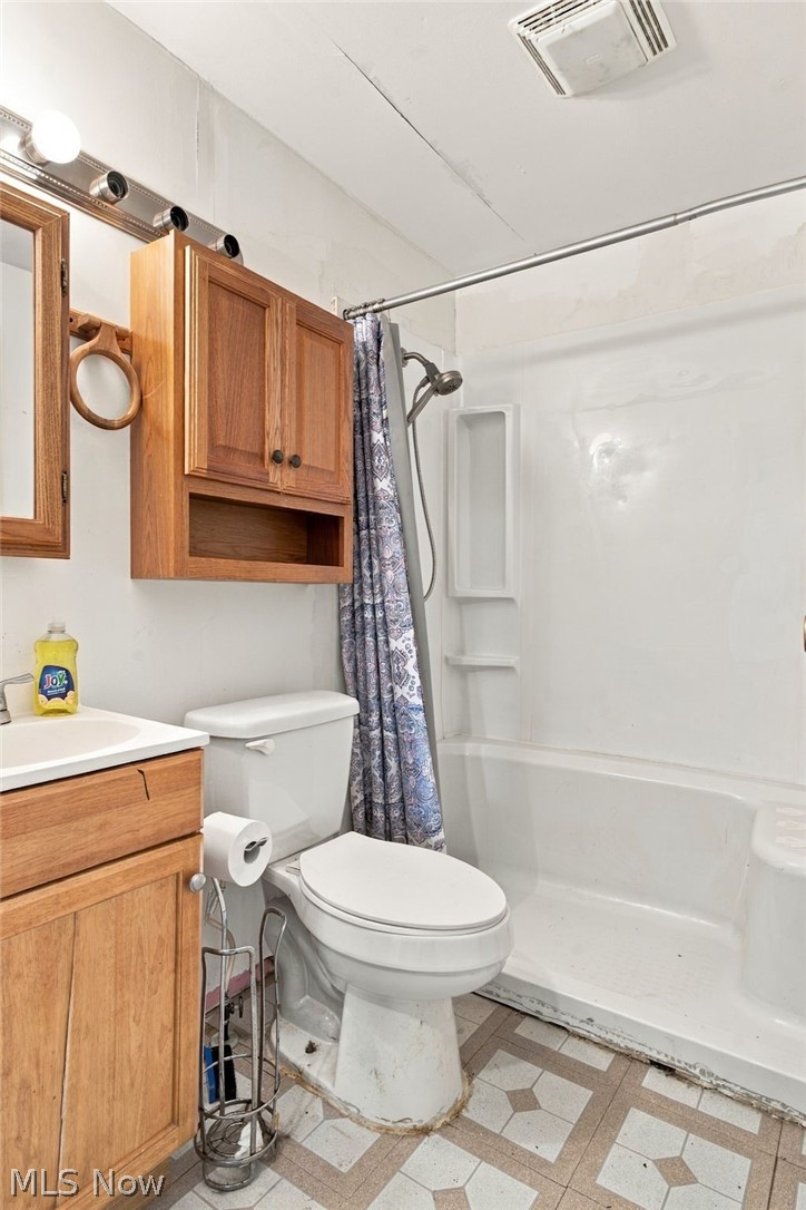 218 Jacob Street NE Navarre OH 44662