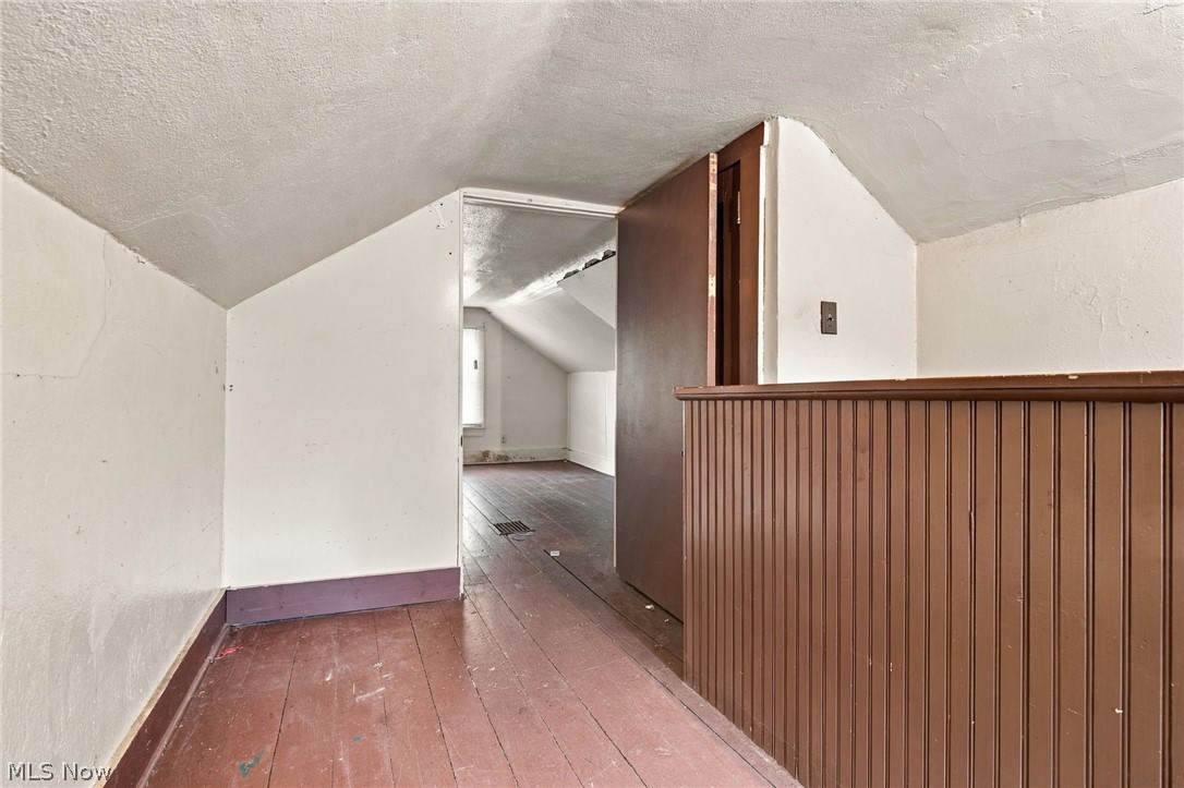 218 Jacob Street NE Navarre OH 44662
