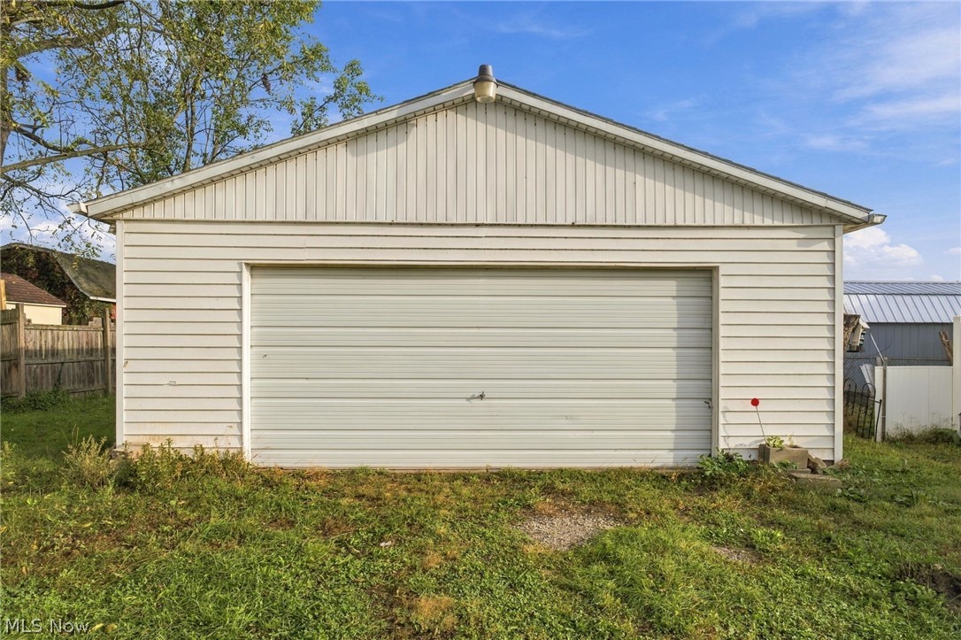218 Jacob Street NE Navarre OH 44662