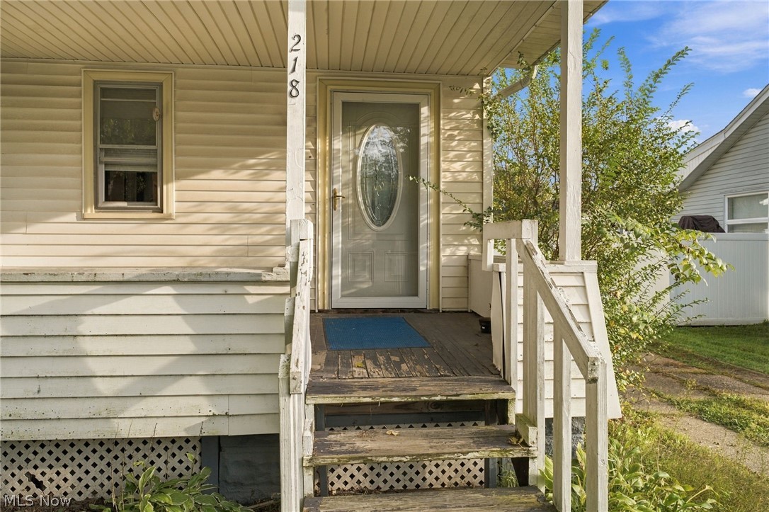 218 Jacob Street NE Navarre OH 44662