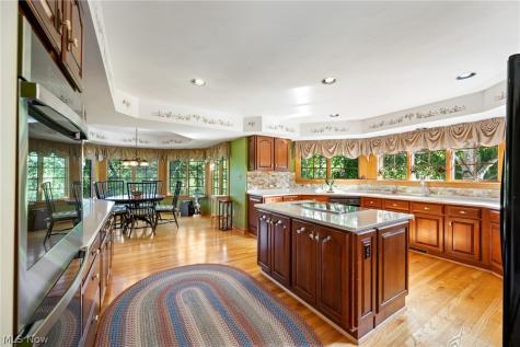 8335 Ravenna Road Twinsburg OH 44087