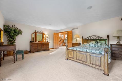 8335 Ravenna Road Twinsburg OH 44087