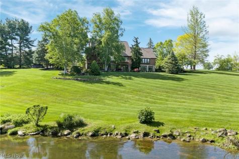 8335 Ravenna Road Twinsburg OH 44087