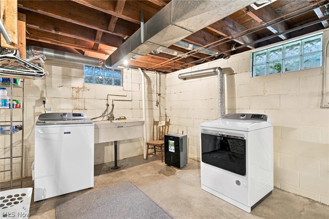 424 Simler Street Hubbard OH 44425