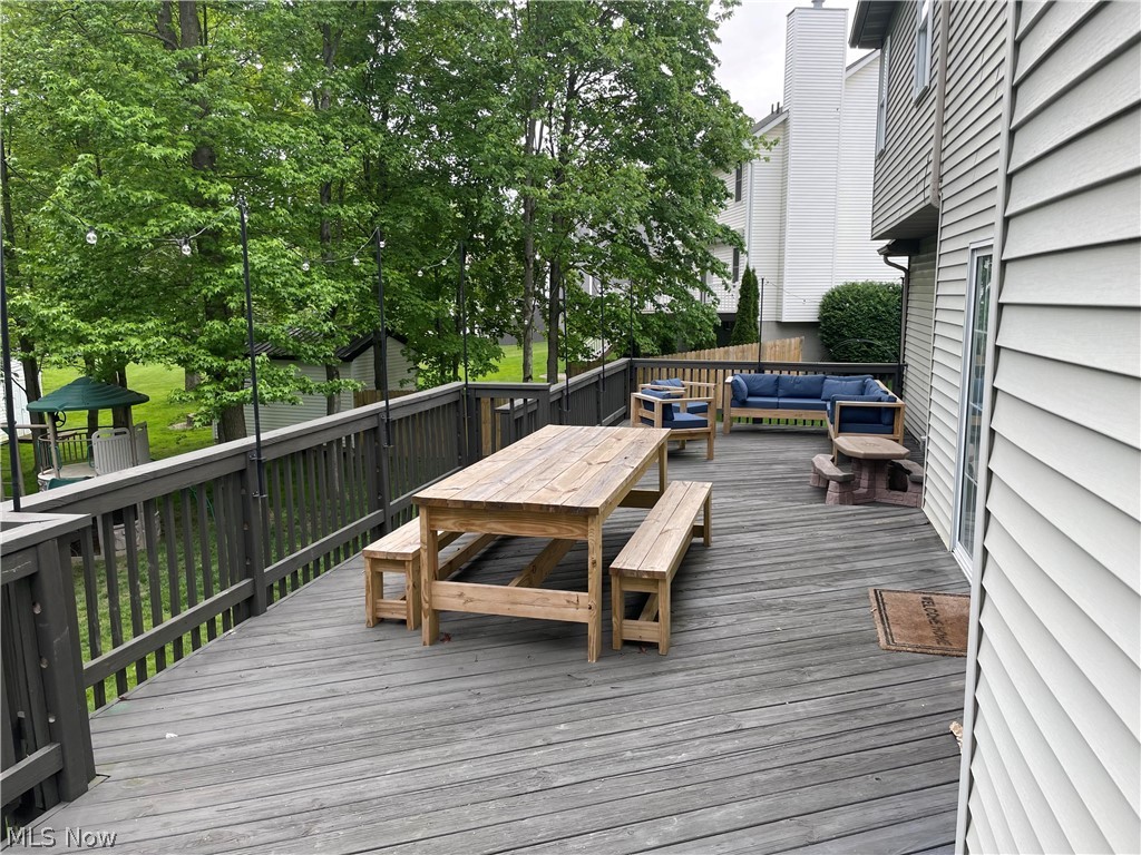 2024 Deer Meadow Boulevard Streetsboro OH 44241