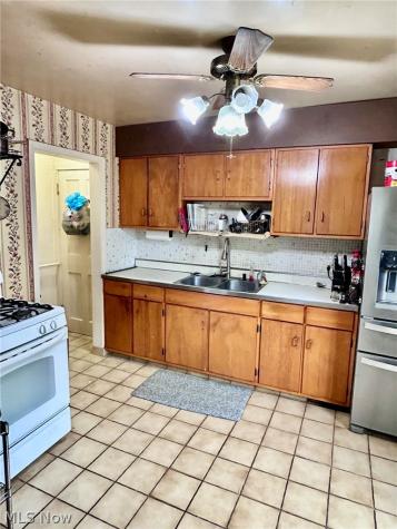 1380 Cranover Road Lyndhurst OH 44124