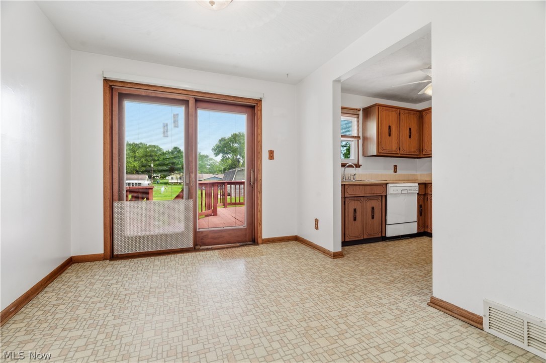 8572 Greenmeadow Avenue NW Canal Fulton OH 44614