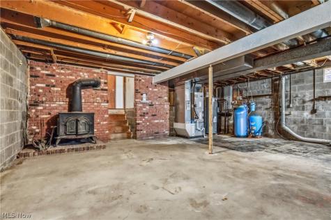 8572 Greenmeadow Avenue NW Canal Fulton OH 44614
