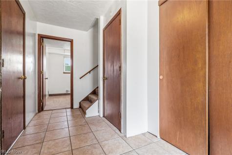 8572 Greenmeadow Avenue NW Canal Fulton OH 44614